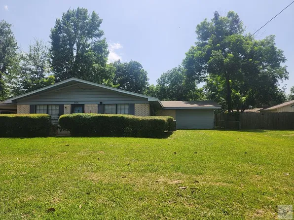 506 Johnson Ave, Wake Village, TX 75501