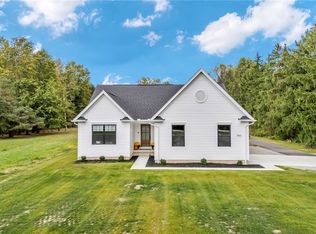 27261 Cook Rd, Olmsted Township, OH 44138