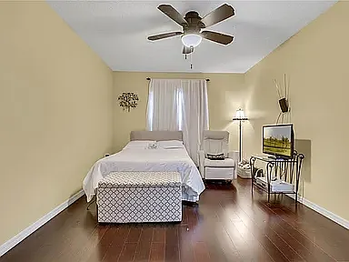 4215 Red Bird Ave #1 — Photo 12
