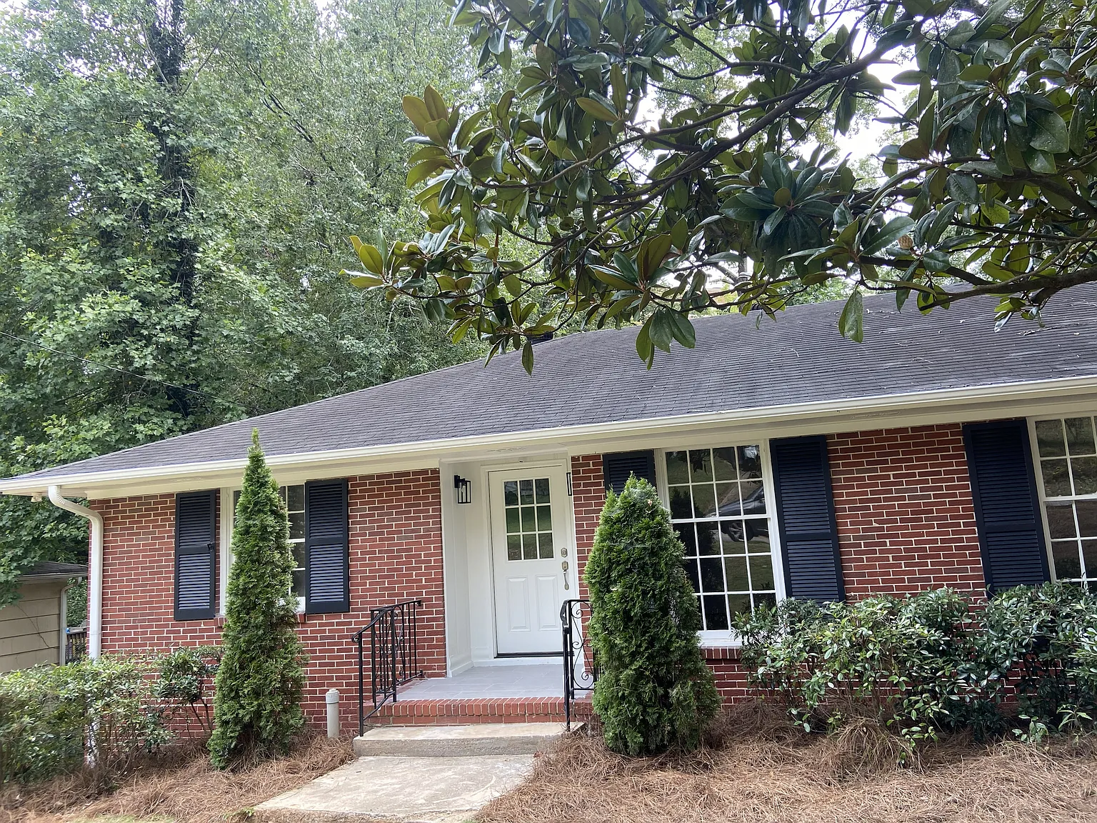 3 bed, 1760 sqft, $3,800 — Photo 2