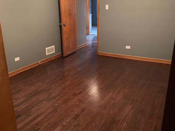 Bedroom #1 (closet view)