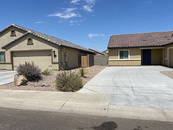 2nd image of 1540 E Kendall Pl