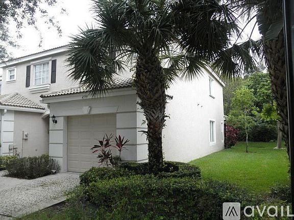 2nd image of 4599 Palmbrooke Cir