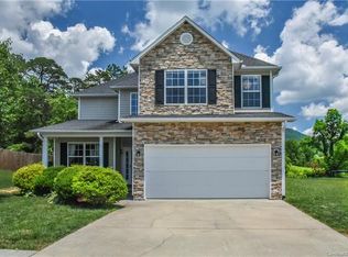 221 Wildbriar Rd, Fletcher, NC 28732