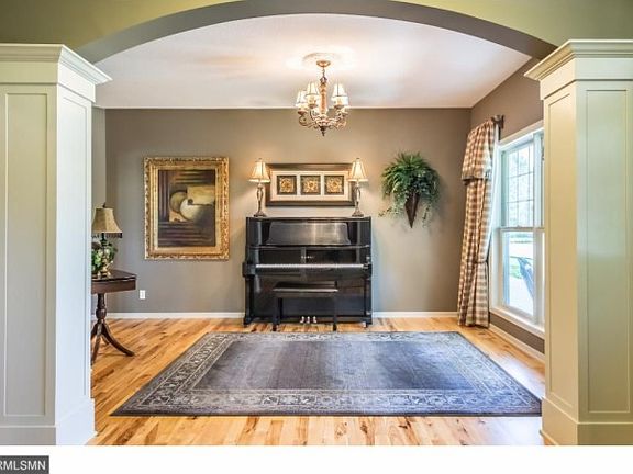 4th image of 3044 Tanner Ct