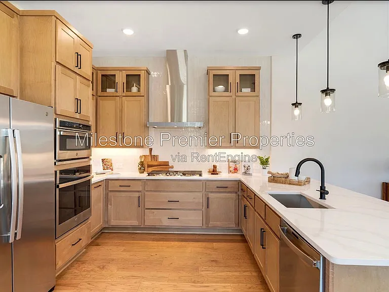 7251 Van Tuyl Pkwy — Photo 7