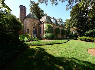230 Nacoochee Dr NW, Atlanta, GA 30305