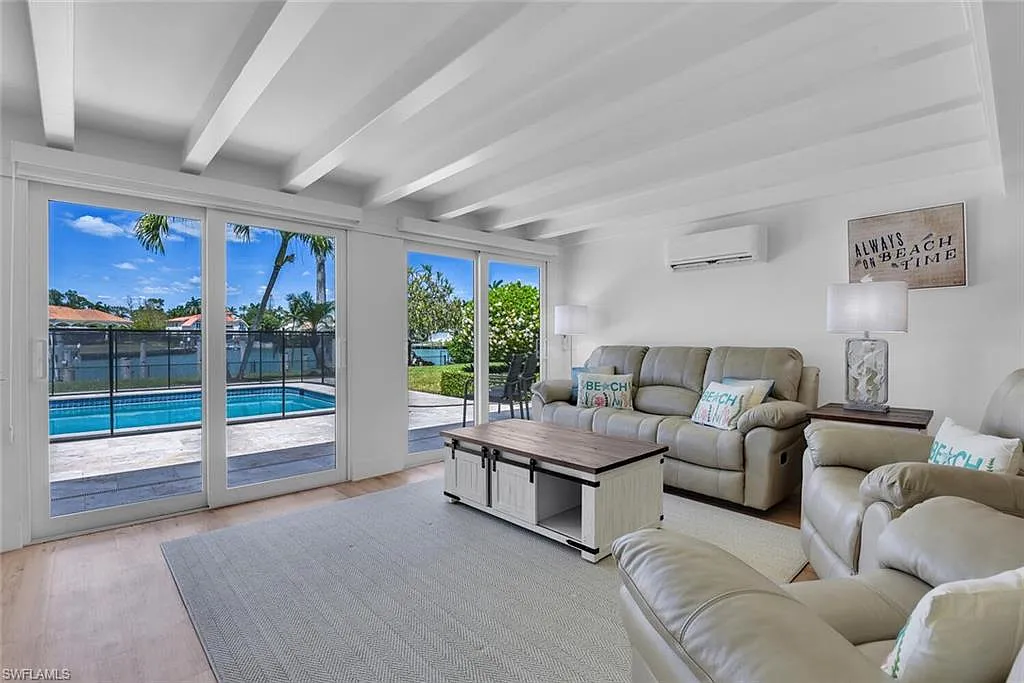 4 bed, 3.0 bath, 2413 sqft, $32,000 — Photo 3