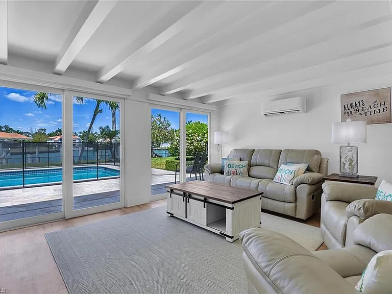 367 Mooring Line Dr — Photo 3