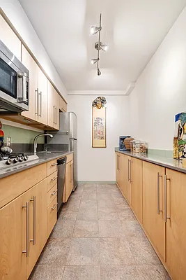 Sold by Corcoran | media 19