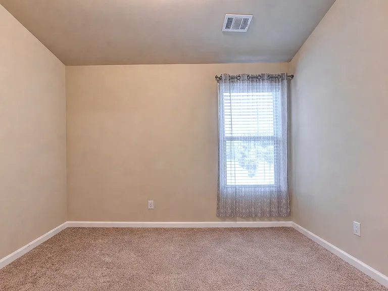7033 Kingswood Run Dr — Photo 7