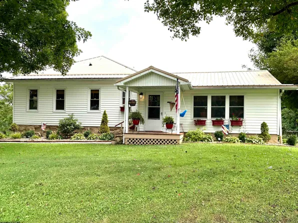 758 Jonestown Mount Liberty Rd, Philippi, WV 26416
