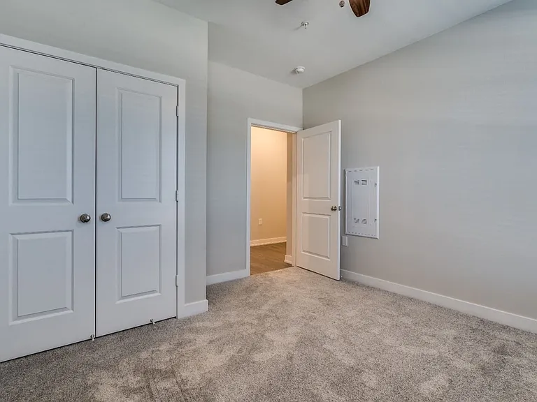 Bedroom with Closet Space (Luxury Floor Plan)