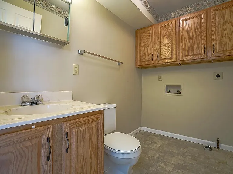 1726-1728 W Blue Spruce Ct #1726 — Photo 15