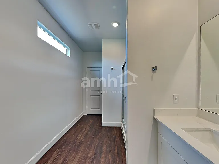 17165 W Lawrence Ln — Photo 9