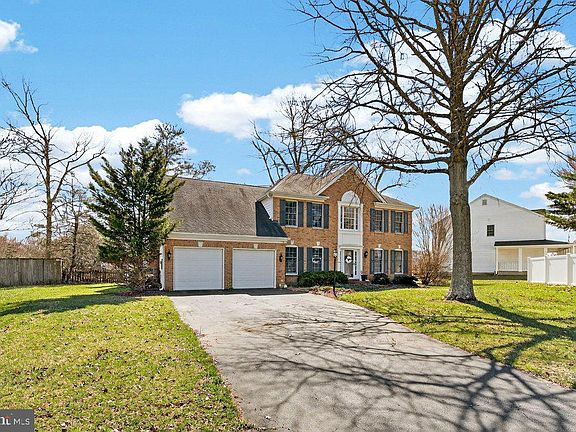 3rd image of 11707 Cob Ct