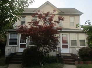 933 Thomas Ave, Baldwin, NY 11510