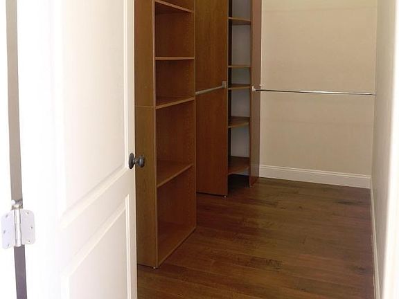 Walk in Closet