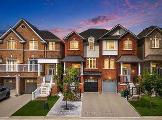 44 Lou Pomanti St, Toronto, ON M9M 0C2