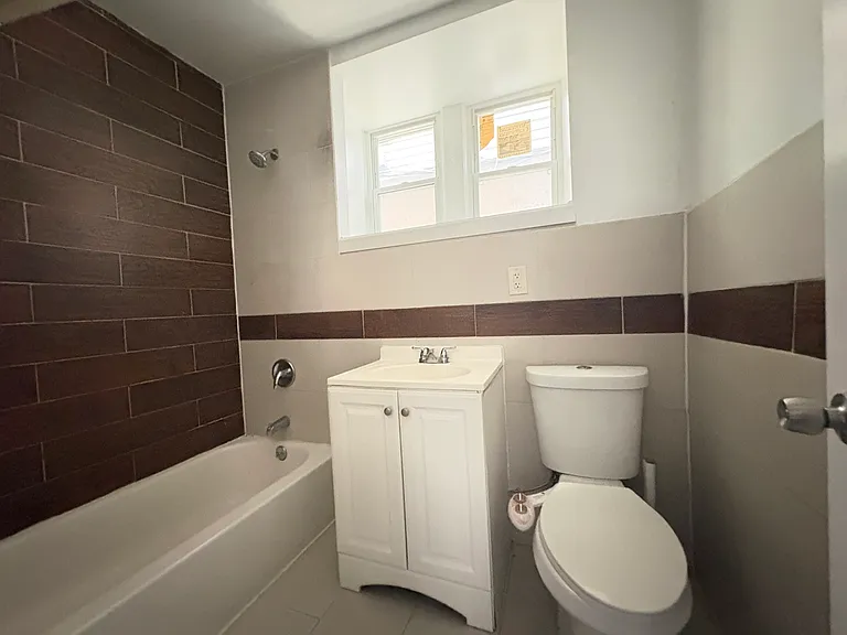 150 McAdoo Ave #1 — Photo 10
