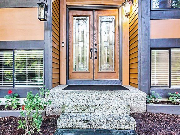 2nd image of 23023 SE 37th St