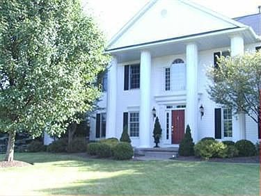 2nd image of 6983 Ridgemont Ct