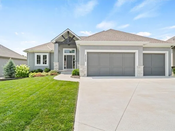 20569 W 113th St, Olathe, KS 66061