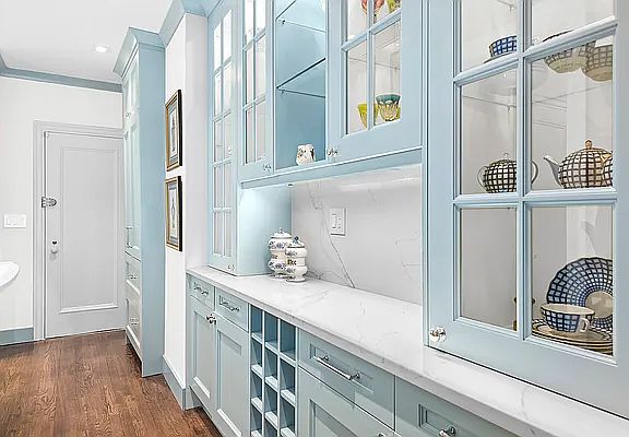 4th image of 345 E 57th St APT 2A