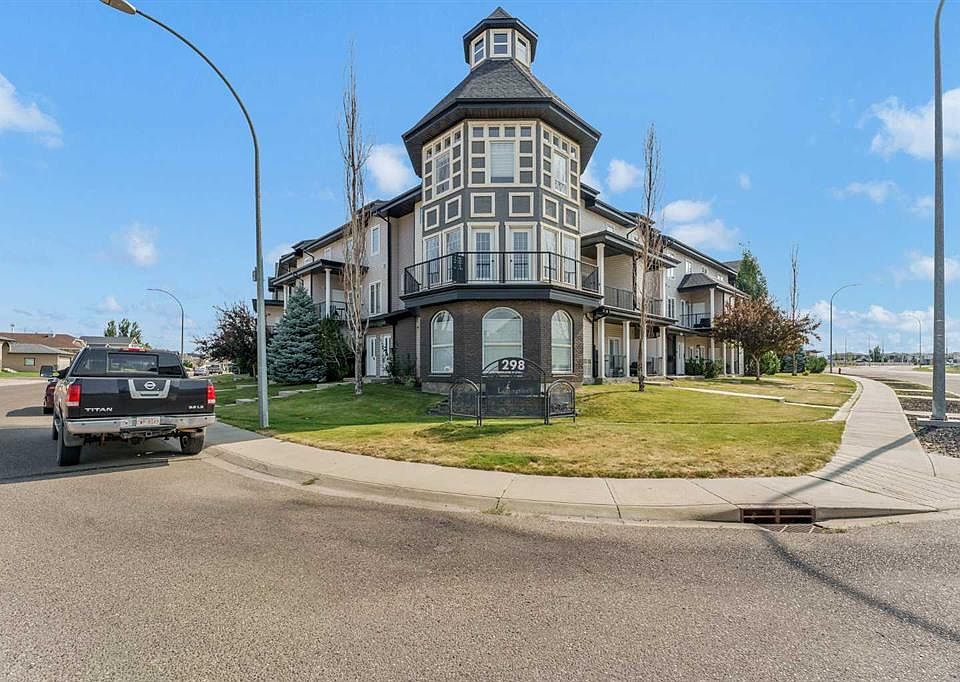 1st image of 298 Somerset Way SE #19