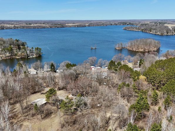 26854 Legend St, Mora, MN 55051