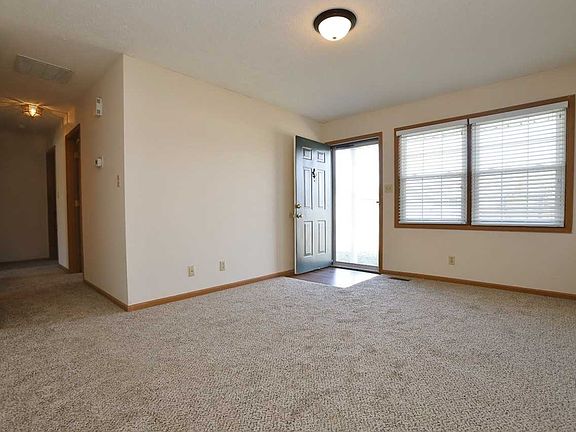 3rd image of 1809 Davcohn Ave