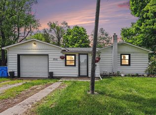59446 Manor Rd, Colon, MI 49040