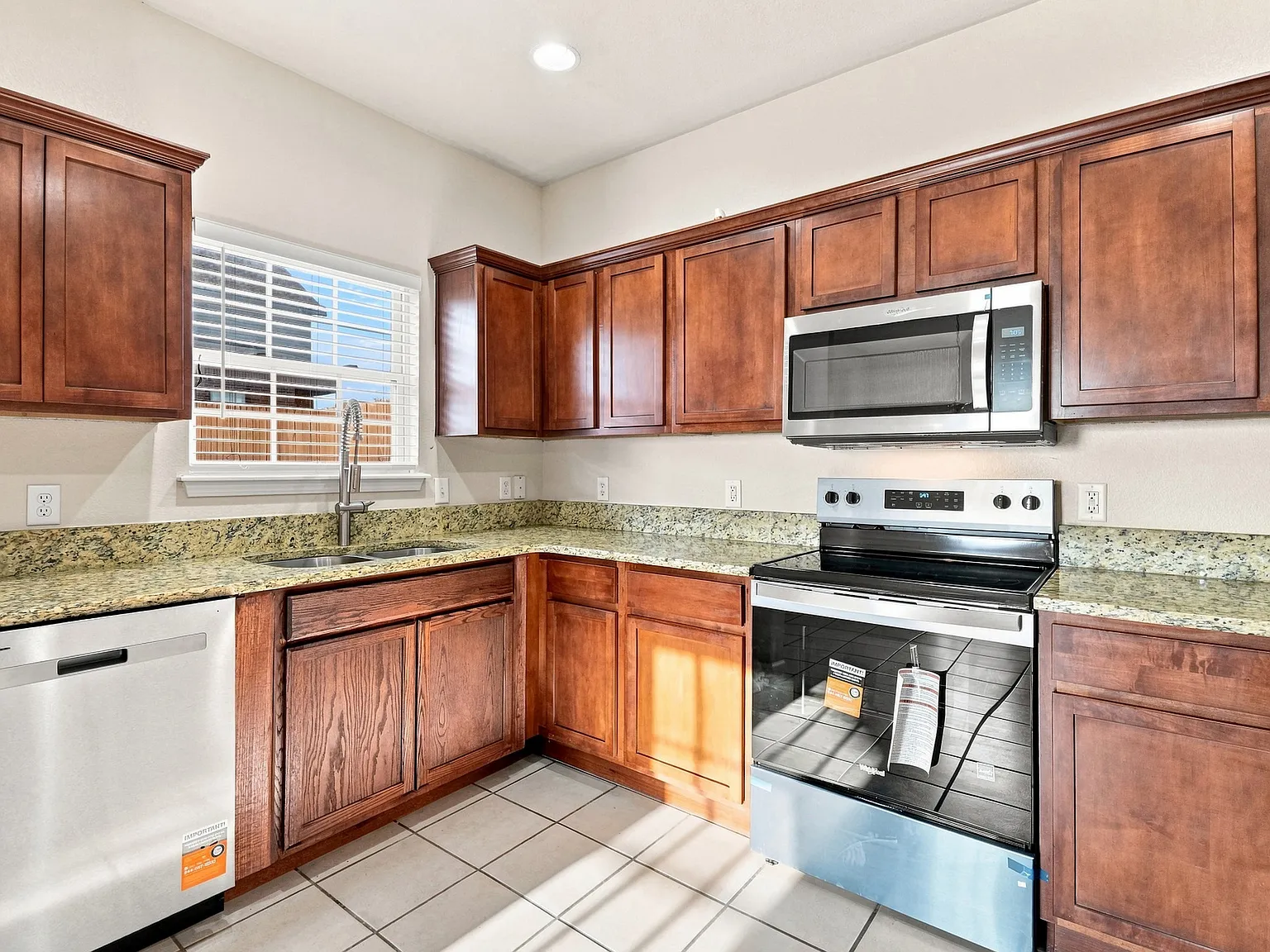 3207 SW Deerfield Blvd — Photo 3