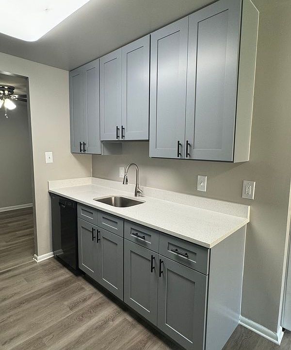 1st image of 1300 Sanderson Dr #3B-2Ba