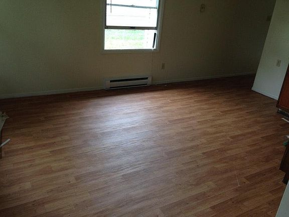 spacious country kitchen