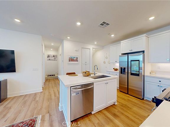 5th image of 2221 Bluegrass Way Rnch
