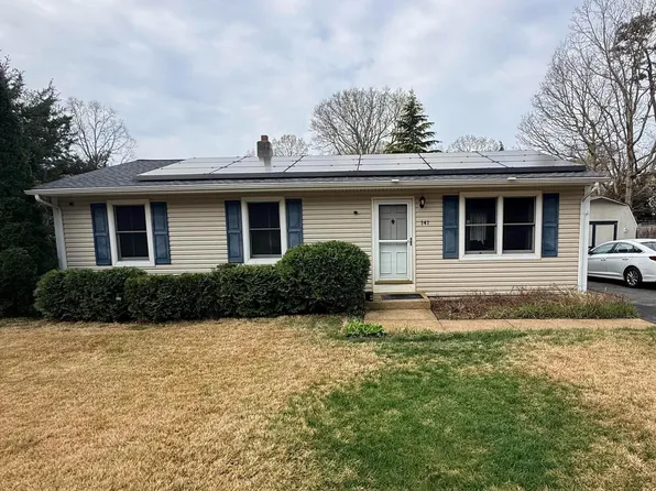 141 Main Dr, Millville, NJ 08332