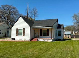 707 E Young St, Longview, TX 75602