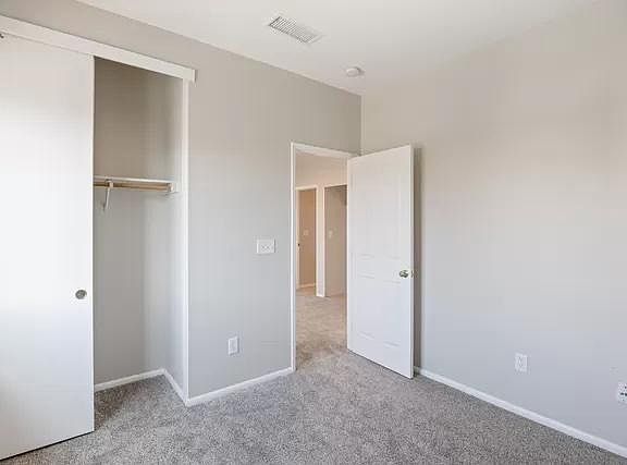 3rd image of 3450 Lumley Ln