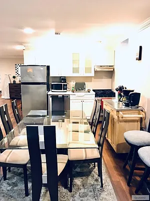 Rented by Charles Coutinho LLC | media 33