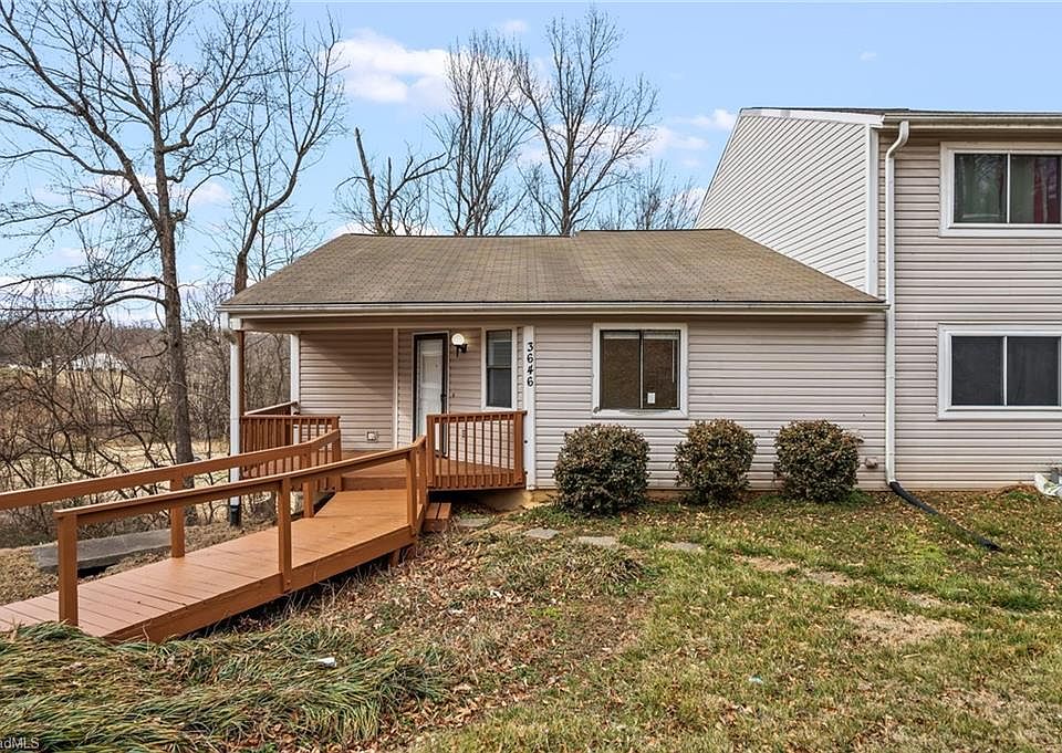 1st image of 3646 Heathrow Dr