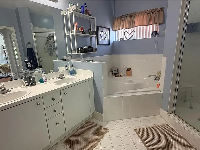 9468 SW 221st Ln — Photo 16