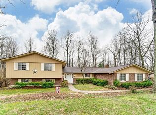 8939 Deep Forest Ln, Dayton, OH 45458