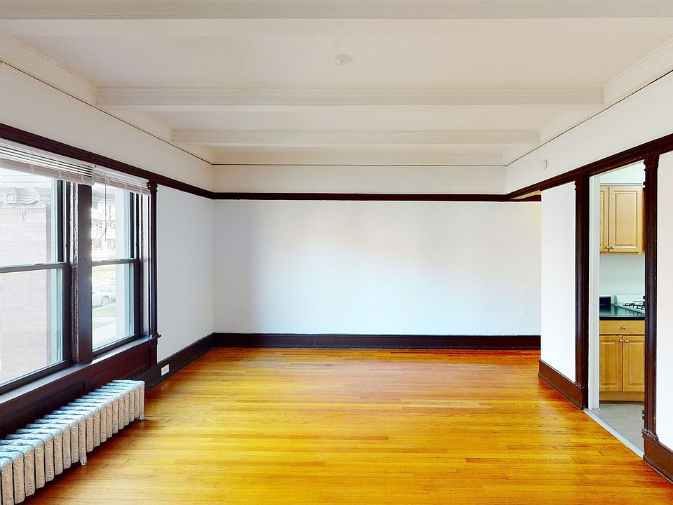 Dining/Living room