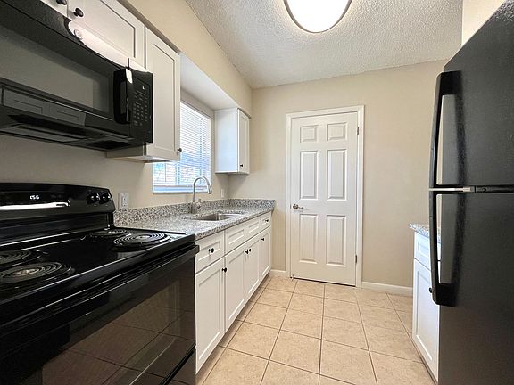 2nd image of 600 76th Ave N APT 111
