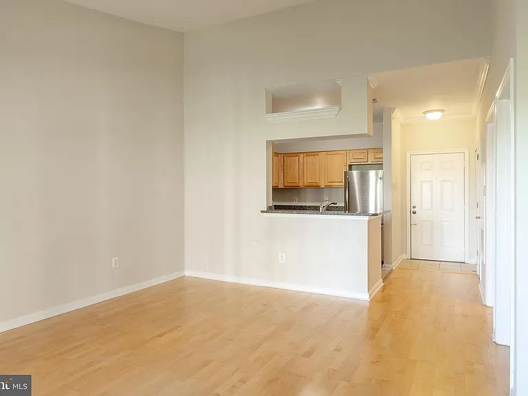 4551 Strutfield Ln #4422 — Photo 6