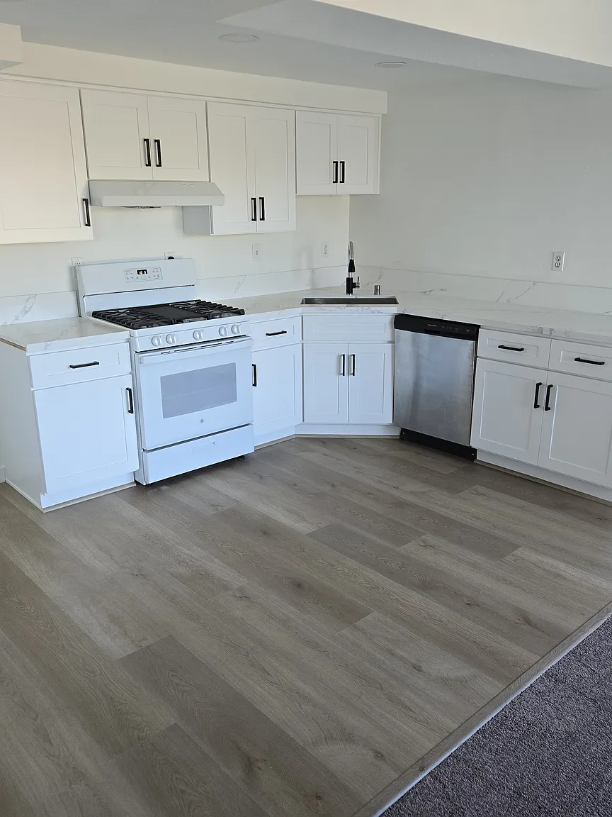 1525 Walnut Leaf Dr Unit 104 photo 1