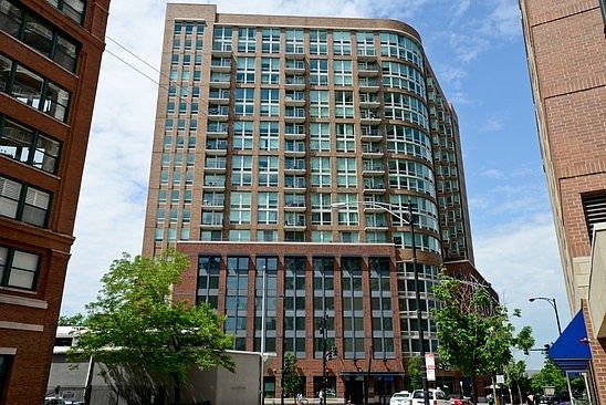 1st image of 600 N Kingsbury St APT 801
