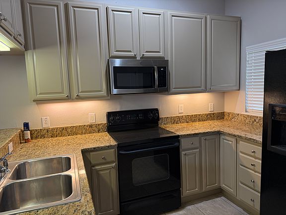 3rd image of 1103 Minnesota Ave #1103