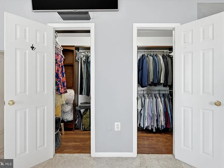 704 Seaton Ct SE — Photo 36